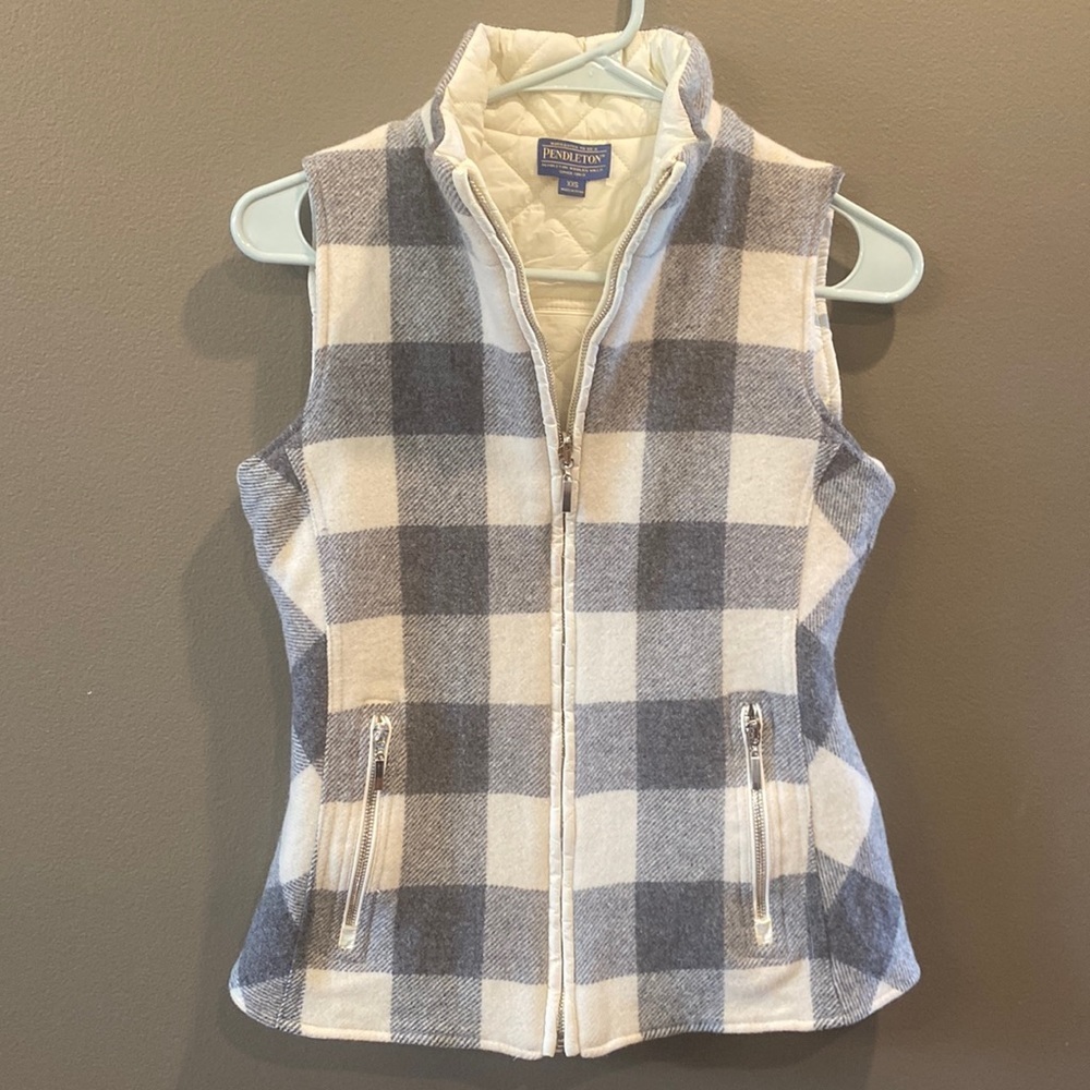 BOGO SALE 🎉 Pendleton wool vest XS gray cream reversible